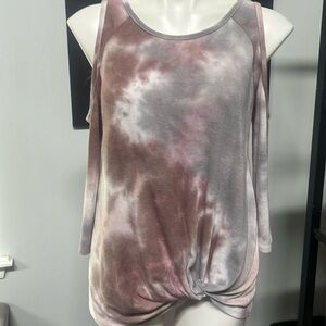 Like new super soft cold shoulder top. Size small